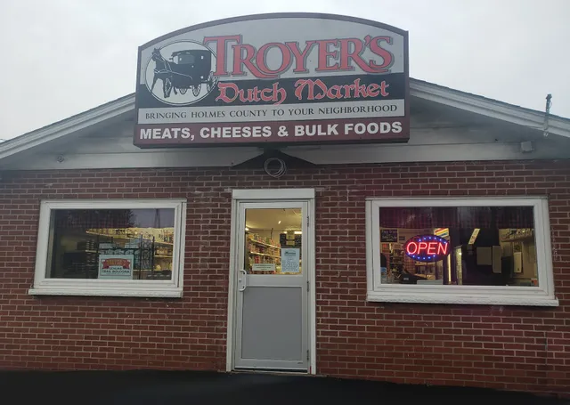 Troyer's Dutch Market
