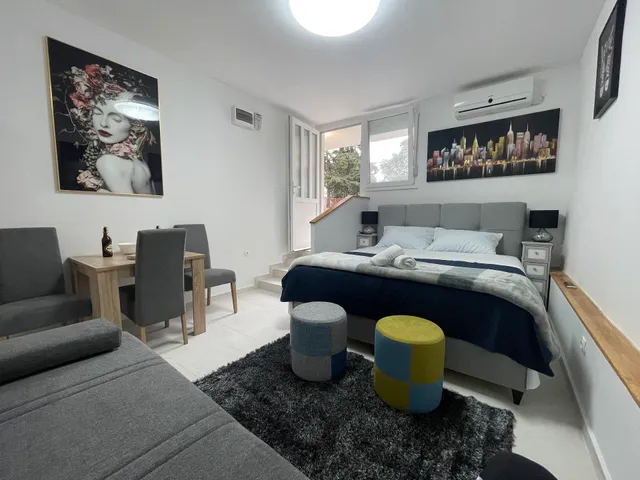 Old Town Bridge Apartments