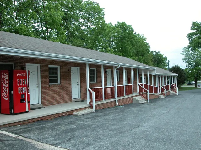 Penn Amish Motel