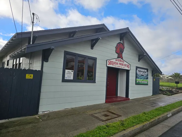 Wigwam Sequoia Tribe Hall