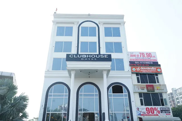Clubhouse Hotel Chandigarh Mohali