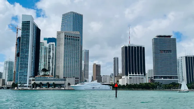 Island Queen Cruises & Tours