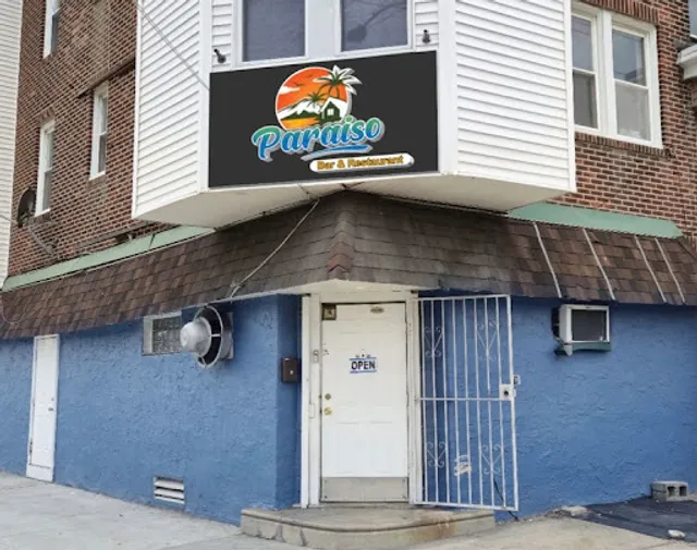 El Paraiso Bar & Restaurant