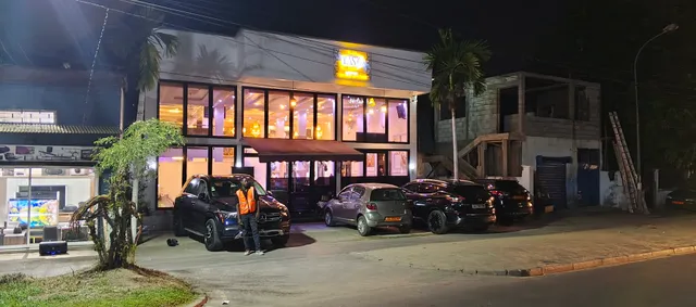 Taso Lounge - Restaurant bar glacier de Bonaberi