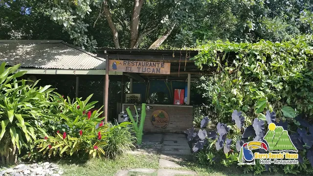 Sierra Sounds' House. Hotel y Restaurante