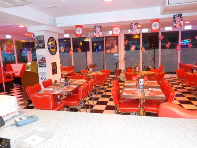 America Graffiti Diner Restaurant Senigallia