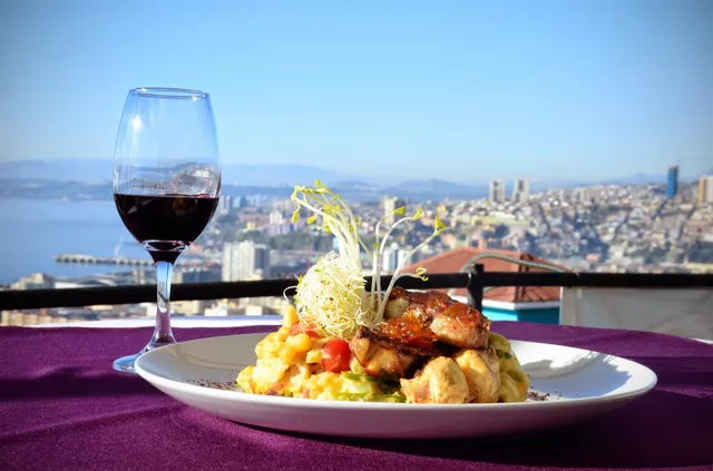 Casa Ferrari 406 - Hotel Restaurant