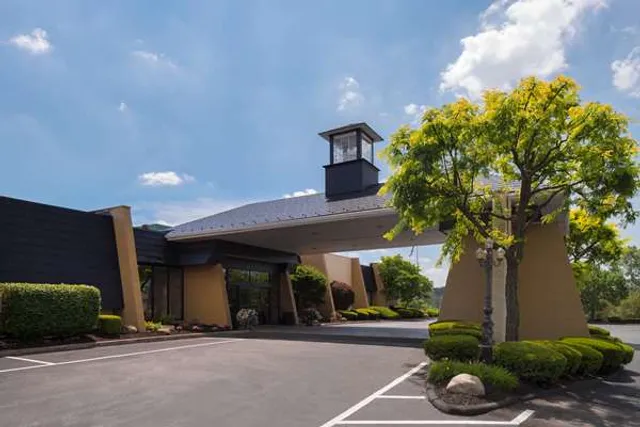 Park Inn by Radisson Sharon, PA