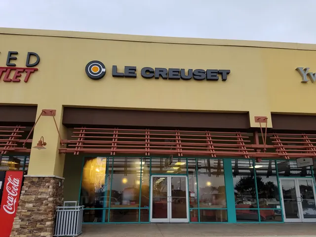 Le Creuset Outlet Store