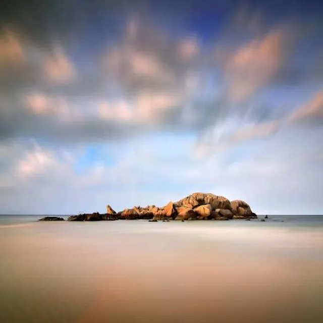 Kijal Penunjok Stony Beach