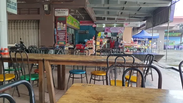 Nasi Ayam Antarabangsa Restaurant, Kundasang, Sabah.