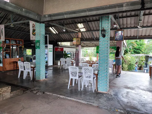 ร้านอาหารวันเพ็ญ