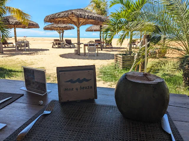 Mar y Brasa Restaurante & Bar
