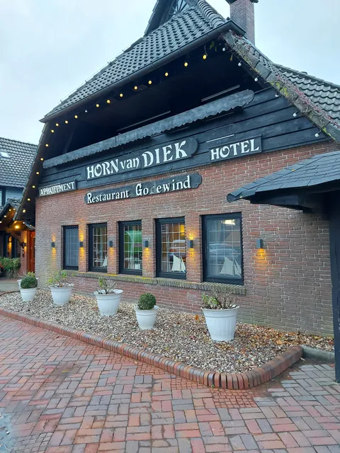 Hörn van Diek - Nordsee Hotel in Bensersiel mit Schwimmbad und Restaurant