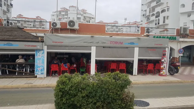 Bar restaurante El Forum