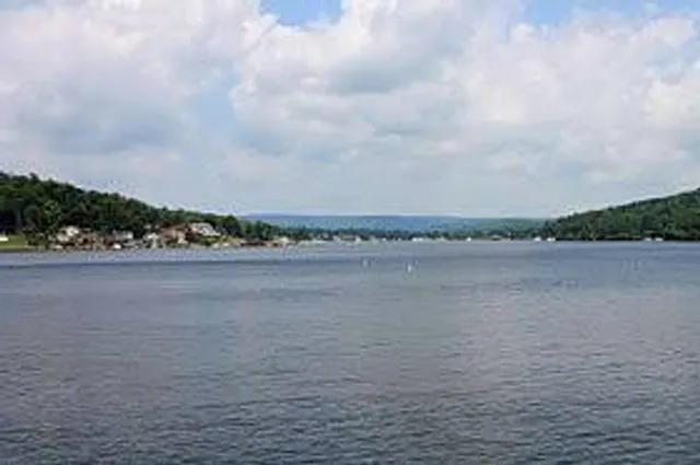 Harveys Lake