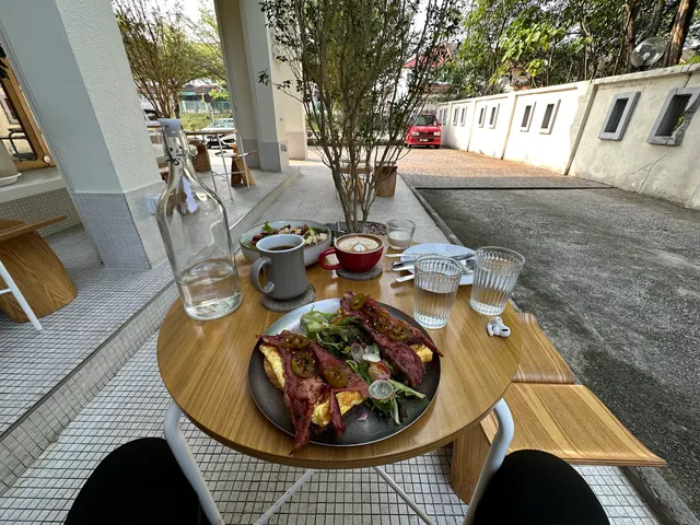 RaRa Coffee Bandar Utama