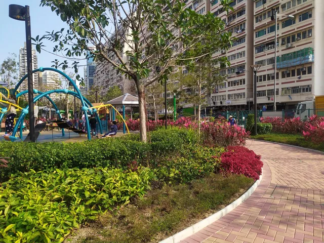 Man Cheong Street Park