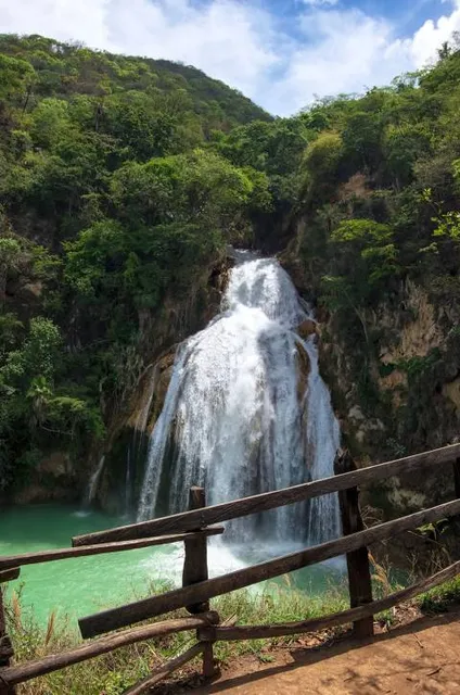 Cascada Quinceañera