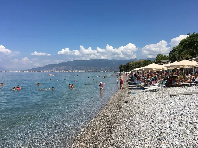 Paralia Mikri Μantinia