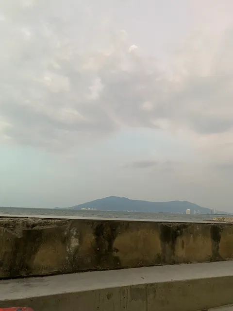 Bãi biển Nguyễn Tất Thành