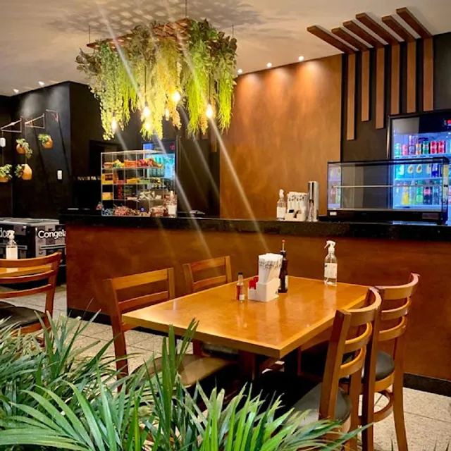 Restaurante Pizzaria & Burgueria Maná