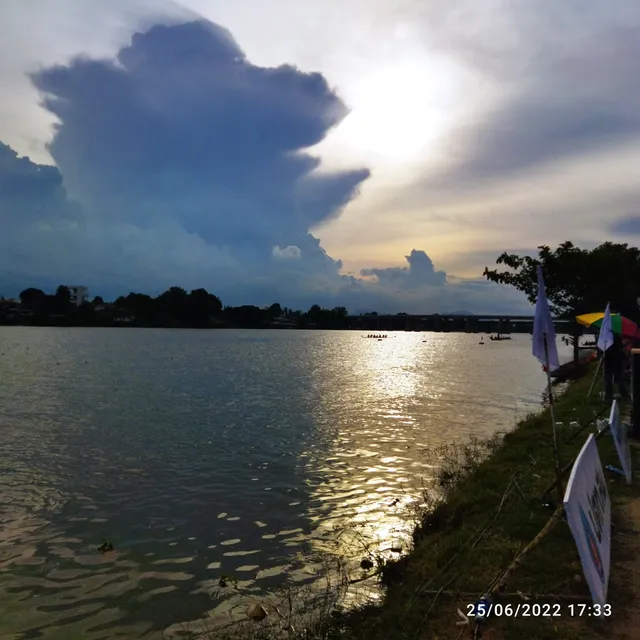 Rim Ping Kamphaeng Phet