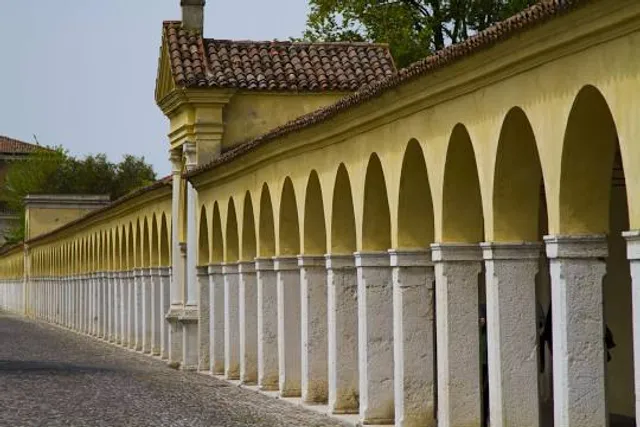 Loggiato dei Cappuccini