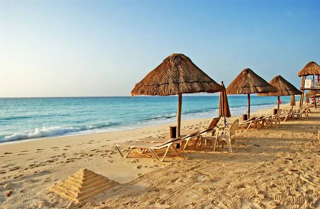 Puting Buhangin Beach