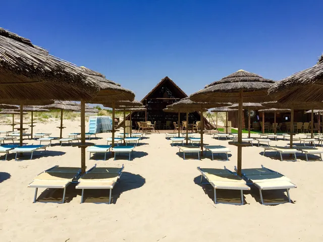 Meta Residence Hotel