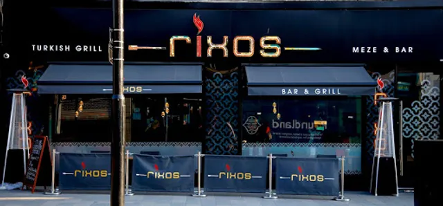 Rox - Restaurant Bar Club