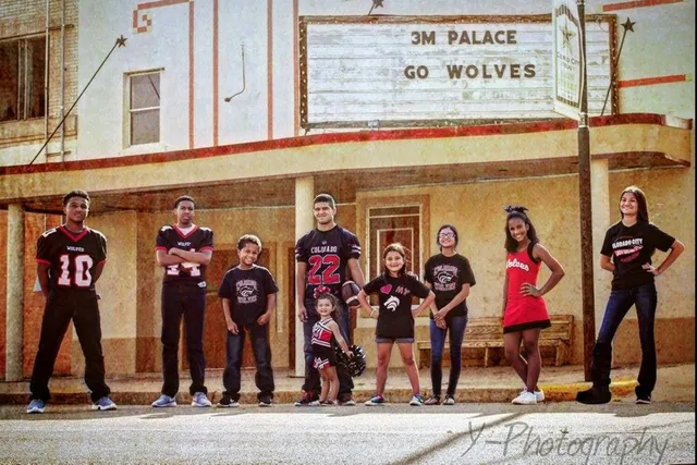 3 M Palace Theater