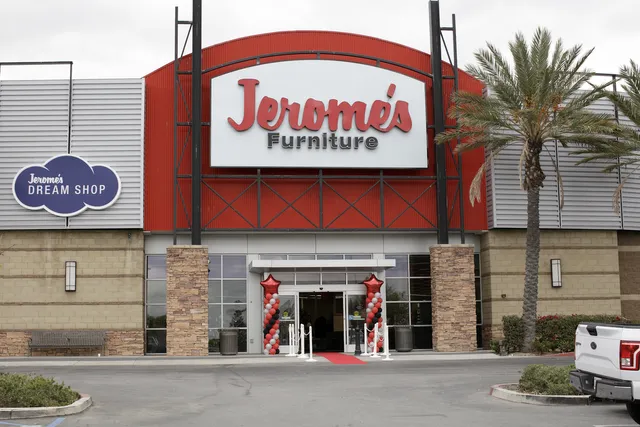 Jerome's Furniture & Mattress Store-Moreno Valley