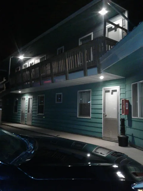 Sportsman Inn & Grill