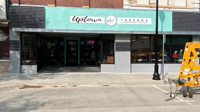 Uptown Threads - A Consignment Boutique