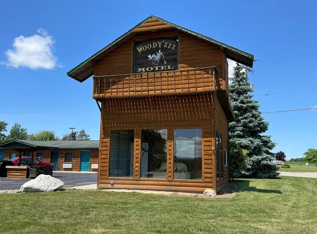 Woodyzzz Motel