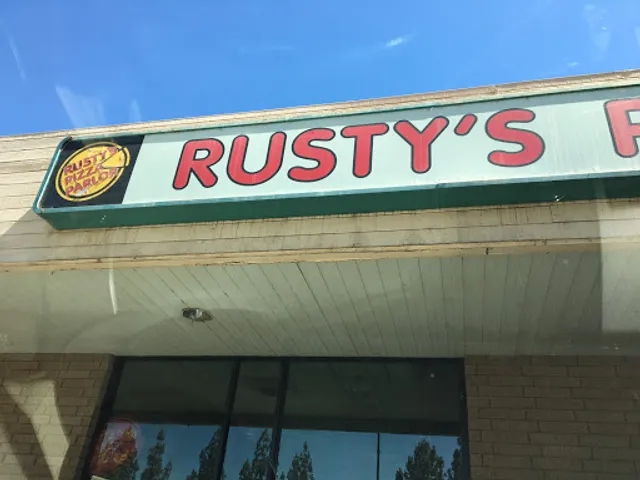 Rusty's Pizza Parlor