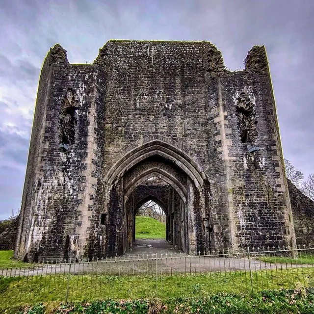 St Quentin’s Castle