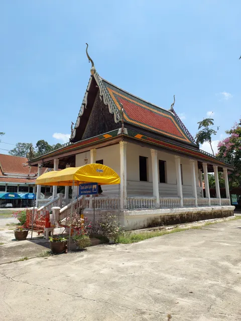 Wat Tha Khoi