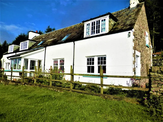 Meadshaw Farm and Curlew Cottage