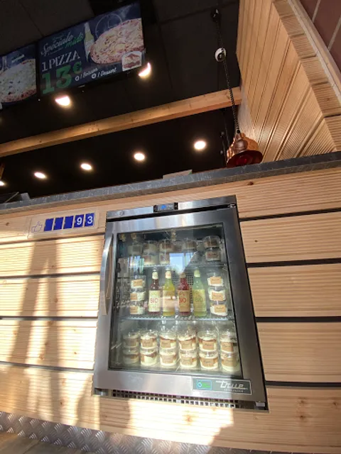 C PIZZA AU FEU DE BOIS Beauvais