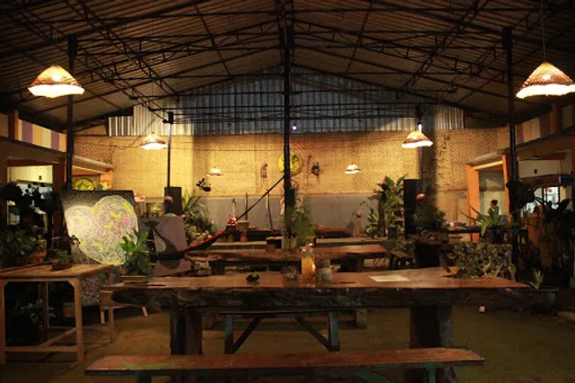 Mesem Cafe & Art Gallery