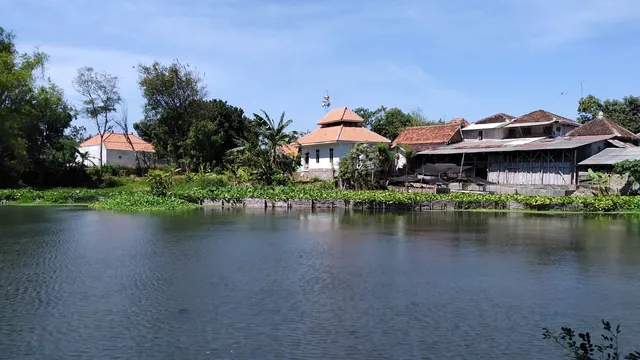 Sentong Spring (Sumber Sentong)