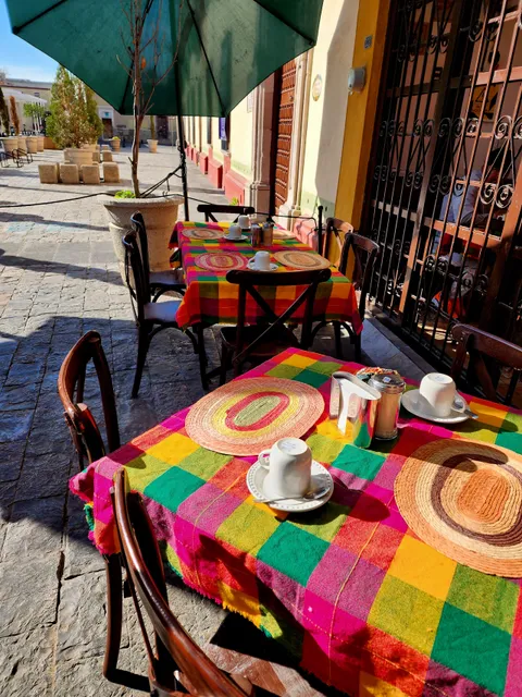 Mamalinda “Del Codo”