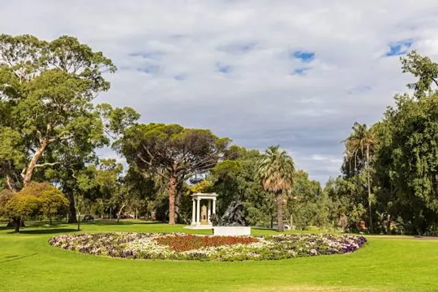 Angas Gardens
