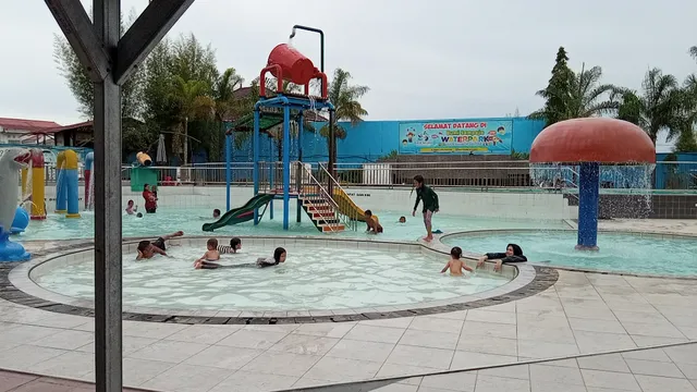 Bumi sempaja waterpark