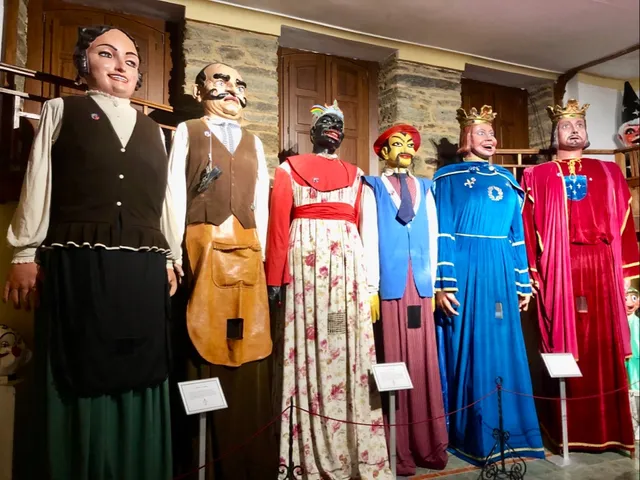 Museo - Taller de Gigantes y Cabezudos