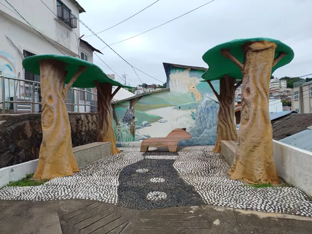 닥밭골 벽화마을