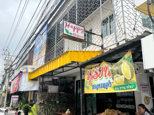 Happy Hostel