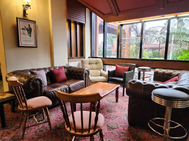 Mount Dandenong Hotel